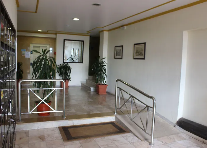 Monumental Apartment *