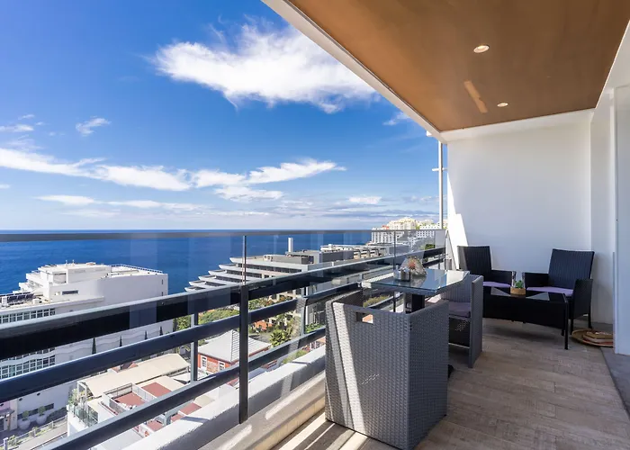 Apartment Monumental