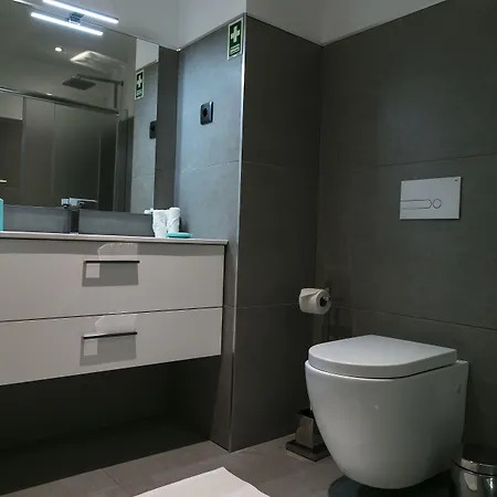 Monumental - Multi Listing Aparthotel Funchal (Madeira)
