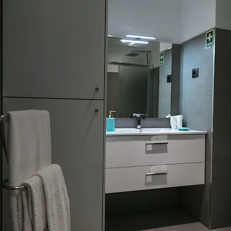 Monumental Apartment *