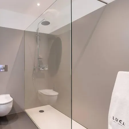 Monumental - Multi Listing Aparthotel *