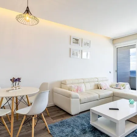 Aparthotel Monumental - Multi Listing