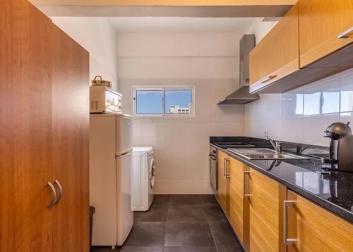 Monumental Apartment *