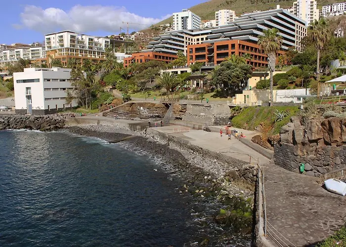 Monumental Funchal (Madeira)