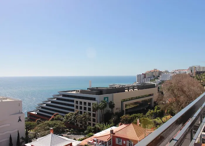 Apartment Monumental