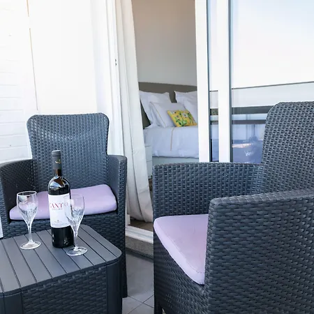 아파트 Monumental