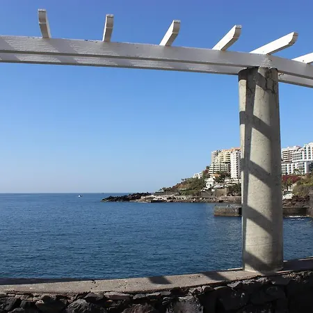 아파트 Monumental *